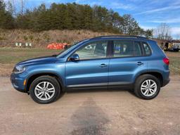 2017 Volkswagen Tiguan Multipurpose Vehicle (MPV), VIN # WVGAV7AX6HW510836