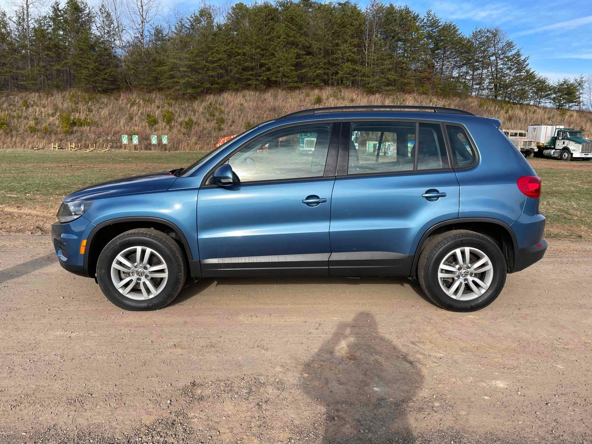 2017 Volkswagen Tiguan Multipurpose Vehicle (MPV), VIN # WVGAV7AX6HW510836