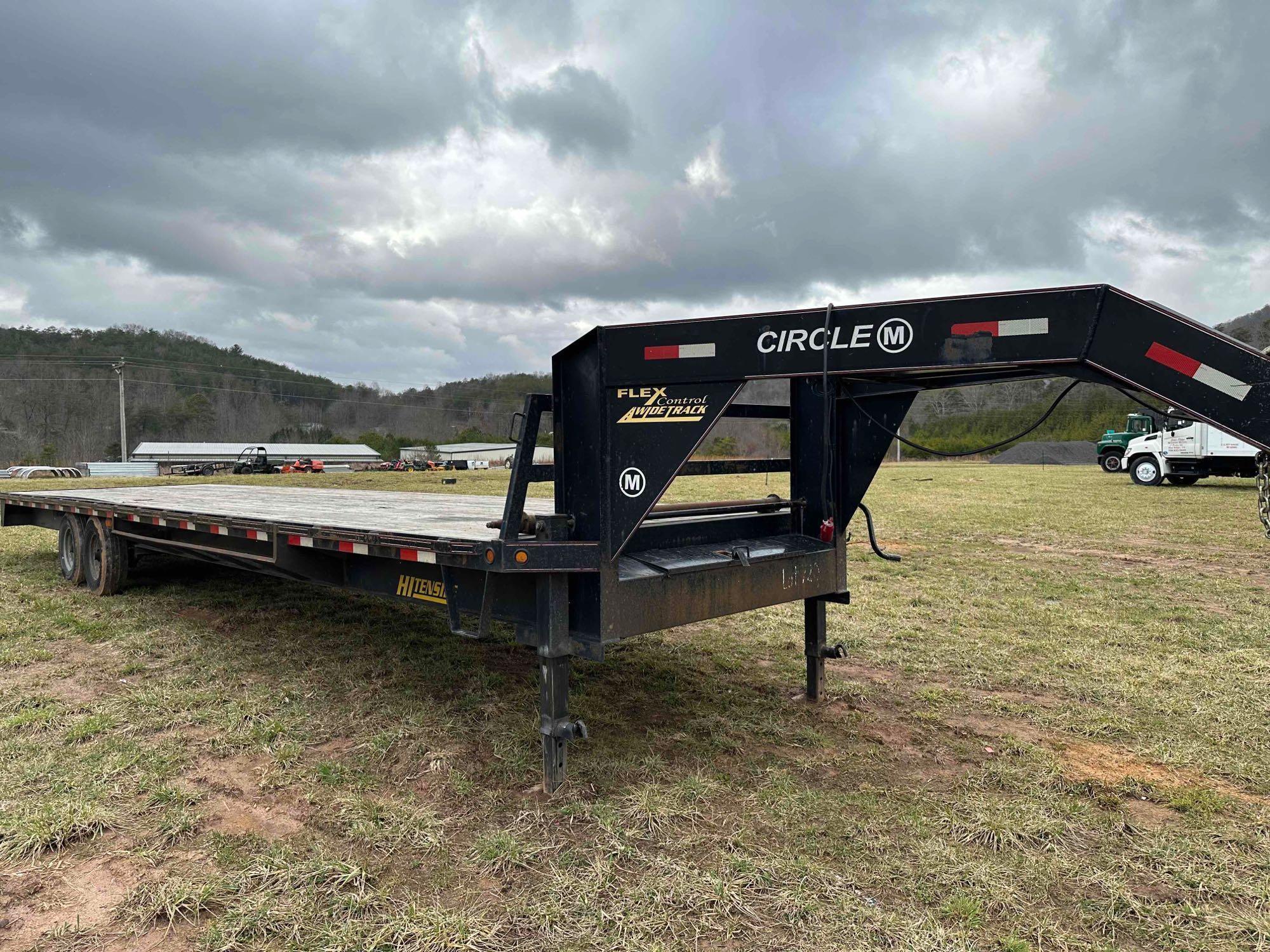 2014 Circle M Gooseneck 34ft Gooseneck Trailer