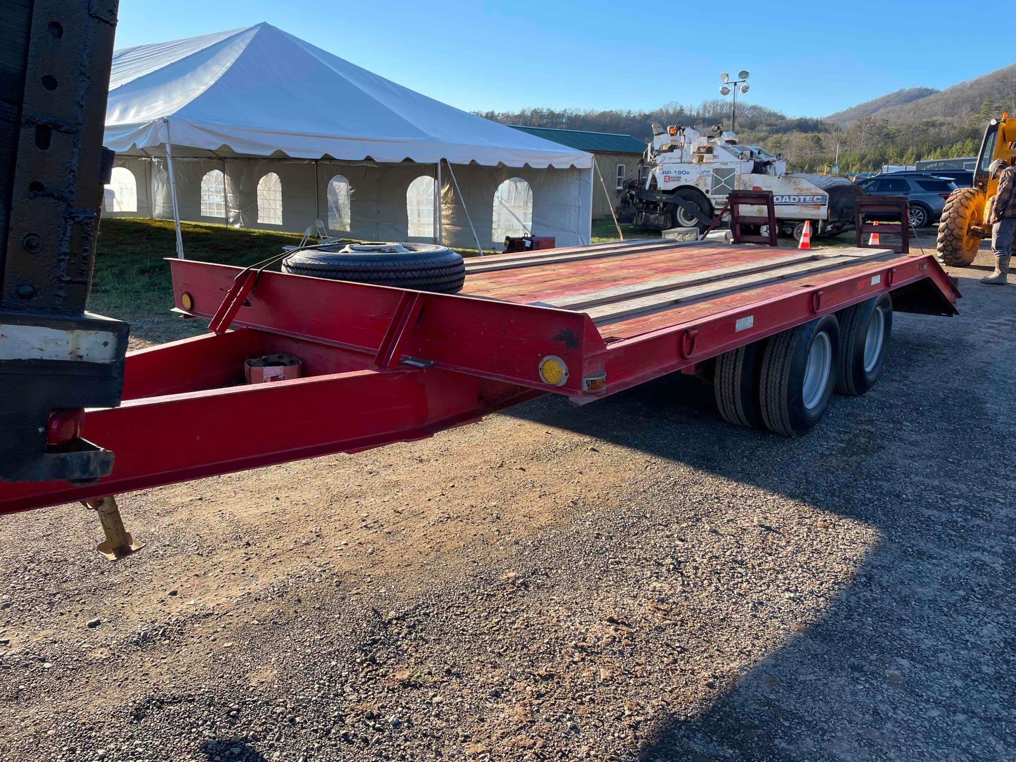 19ft Pintle Hitch Trailer