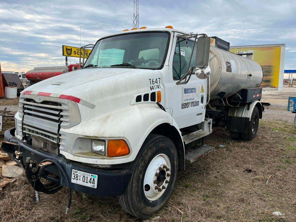 2002 Sterling M7500 Acterra Truck, VIN # 2FZAAKBV92AJ83897