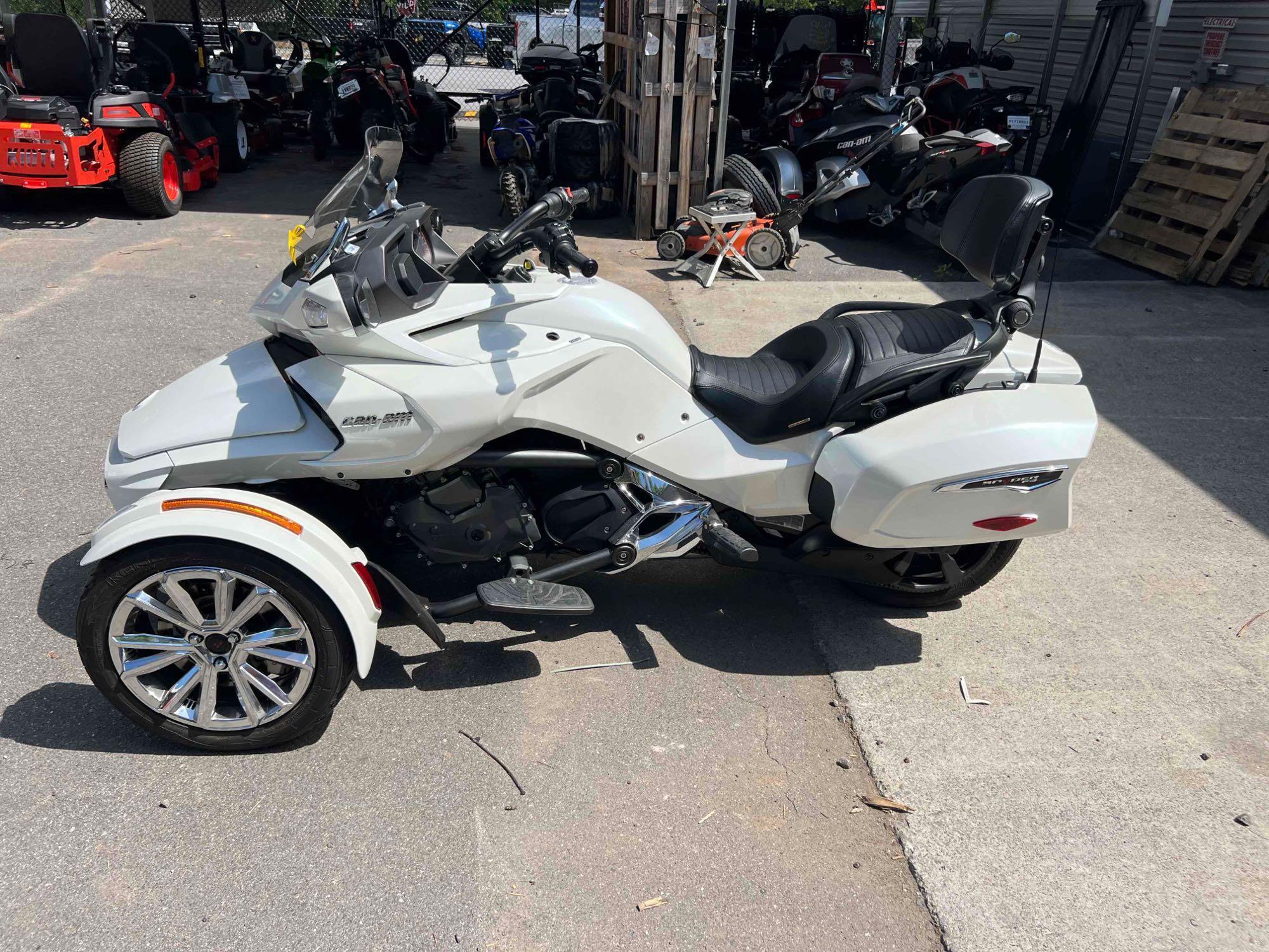 2016 Can-Am Spyder F3 Motorcycle, VIN # 2BXREDD27GV001455