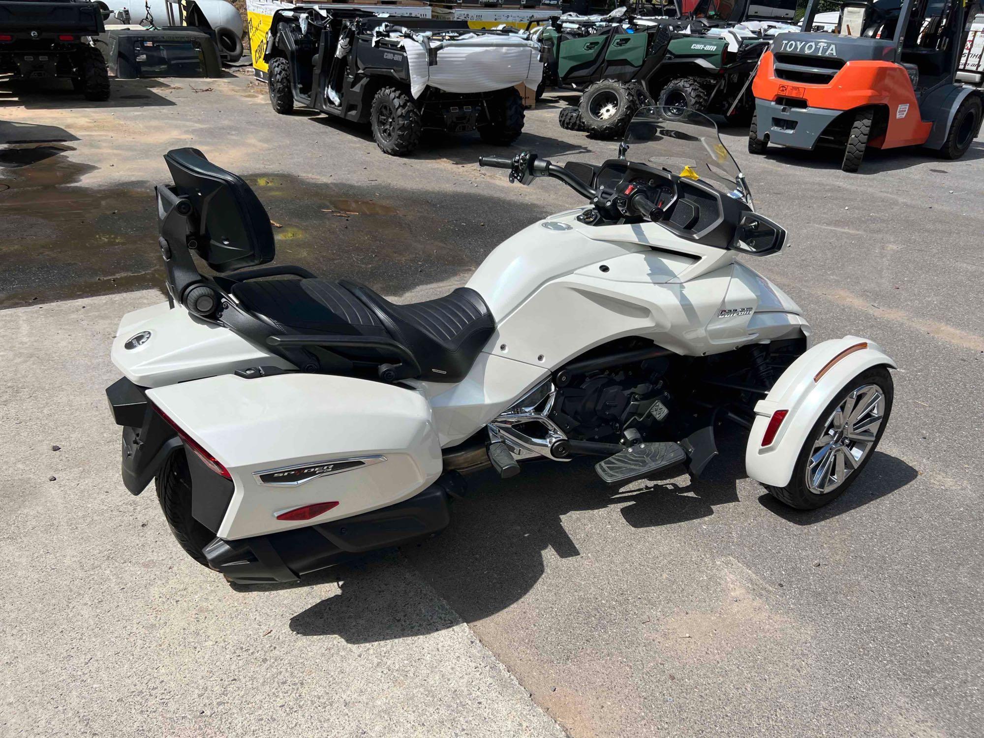 2016 Can-Am Spyder F3 Motorcycle, VIN # 2BXREDD27GV001455