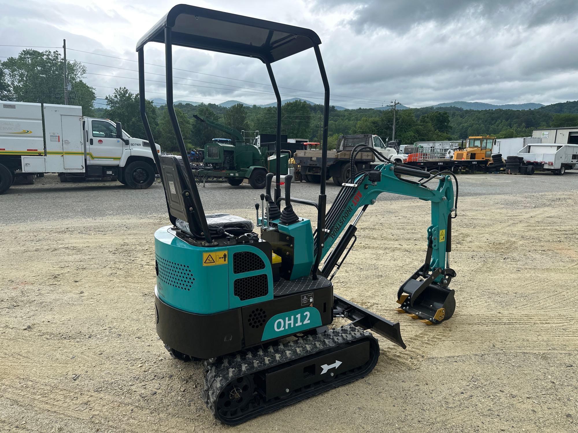 New AGT QH12 Mini Excavator