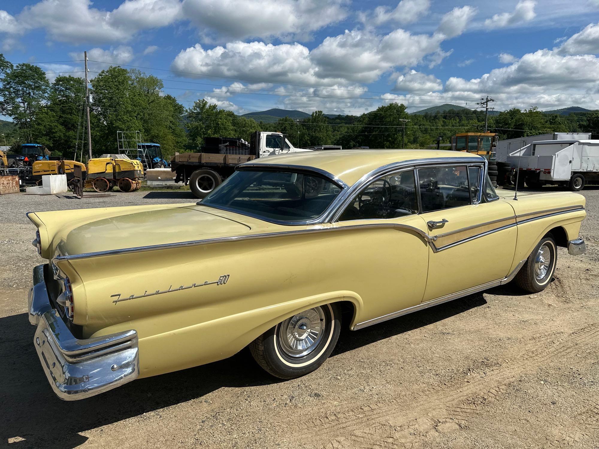 1957 Ford Fairlane 500