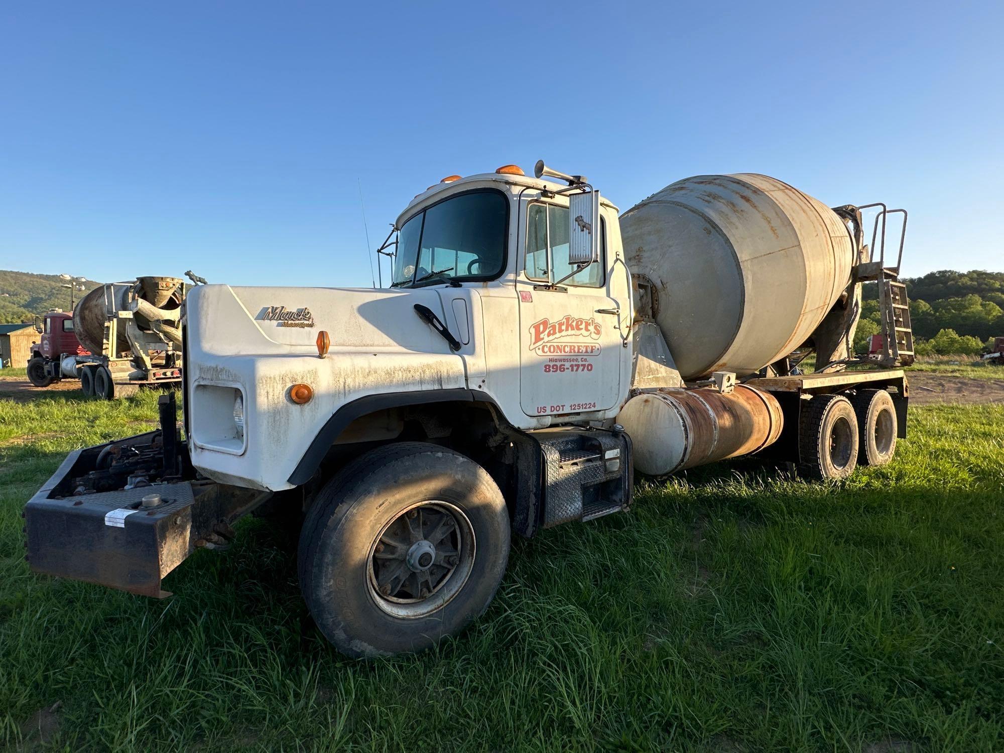 1995 Mack DM690S Concrete Truck, VIN # 1M2B209C5SM015410