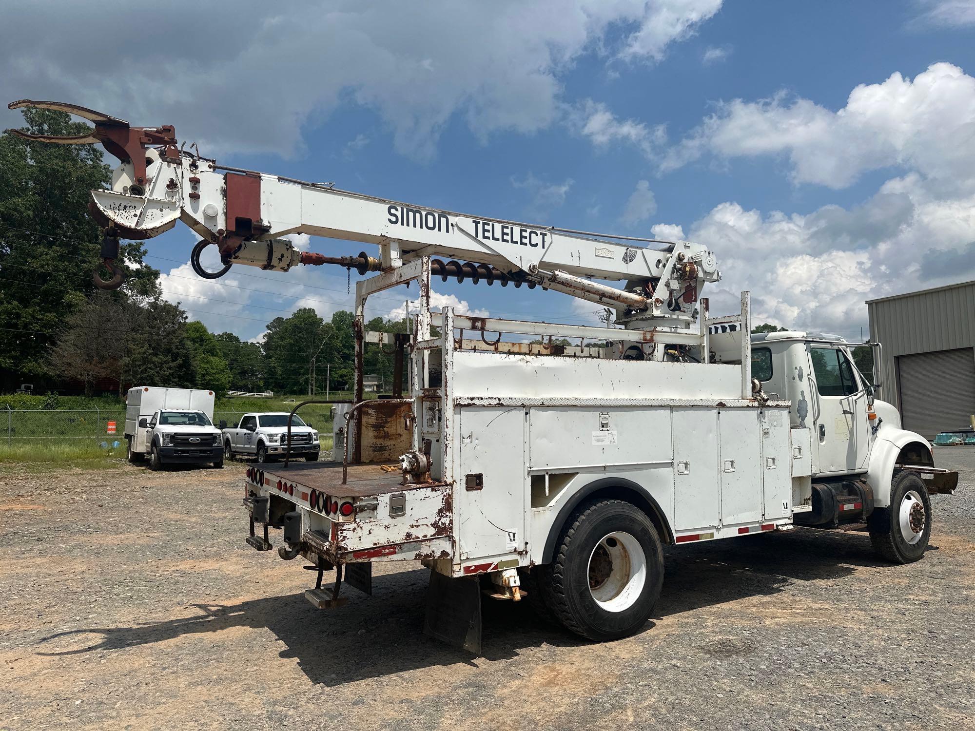 1994 International 4X4 4800 Truck, VIN # 1HTSEN2N4RH565739