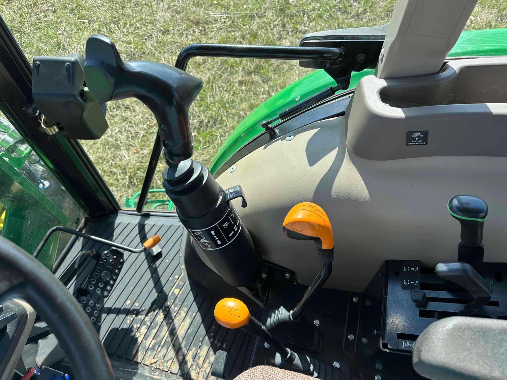 John Deere 5075 E Loader Tractor