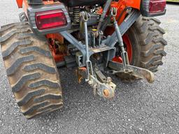 Kubota B2320 4x4 Tractor with Loader