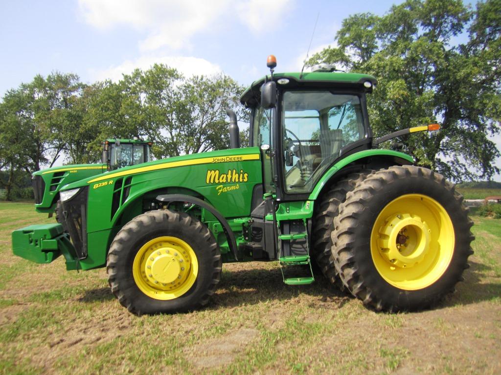 2011 John Deere 8235R MFWD Tractor