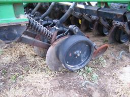 1998 John Deere 1560 Drill