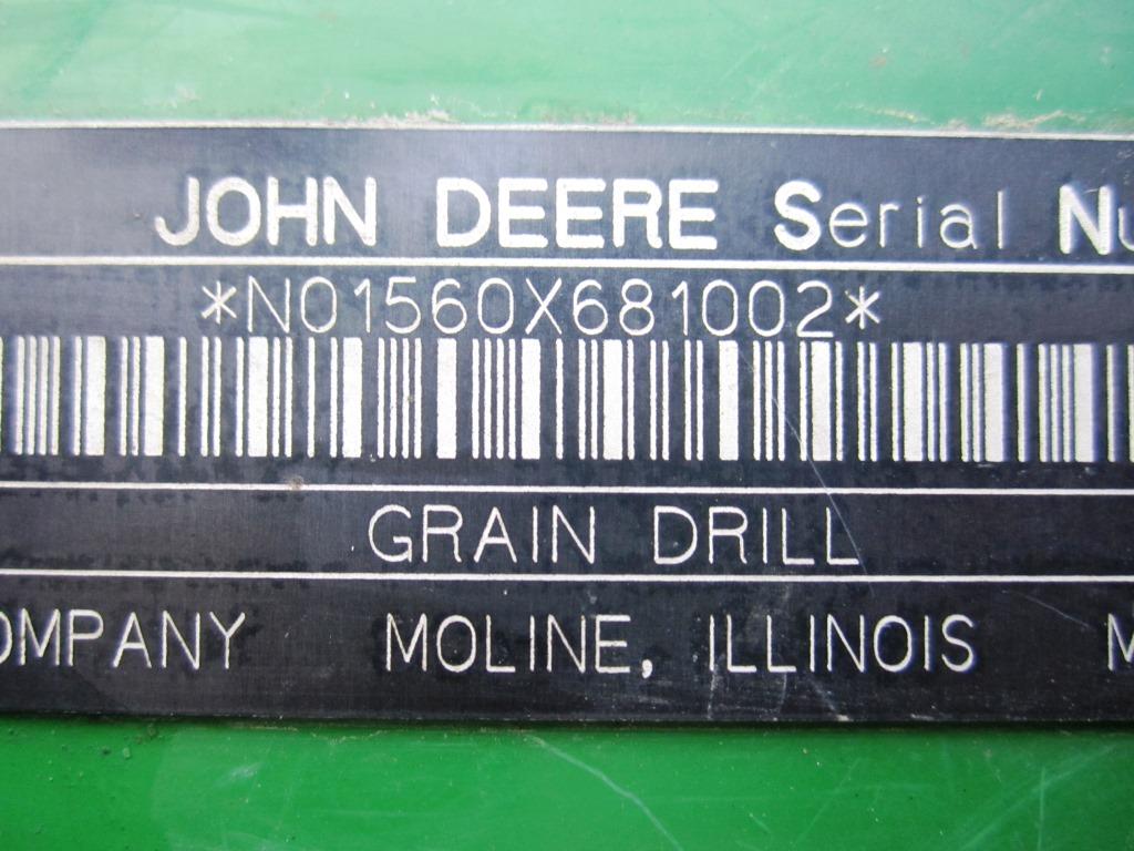 1998 John Deere 1560 Drill