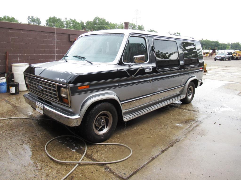 1991 Ford Conversion Van