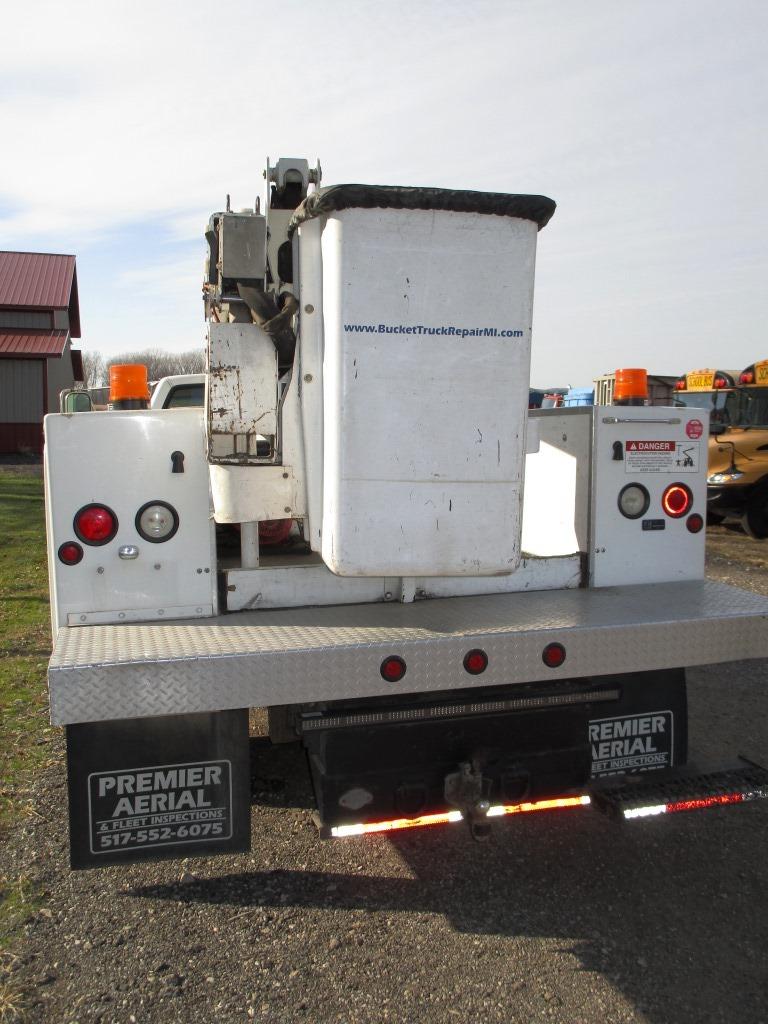 2002 GMC 3500 37' Bucket Truck - ONLY 70,970 mi.