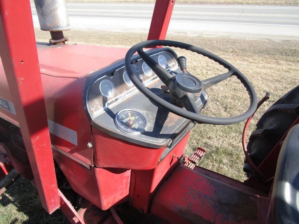 Nice IH 574 Tractor