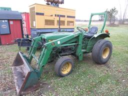 179-16   John Deere 850 4wd w/ Loader