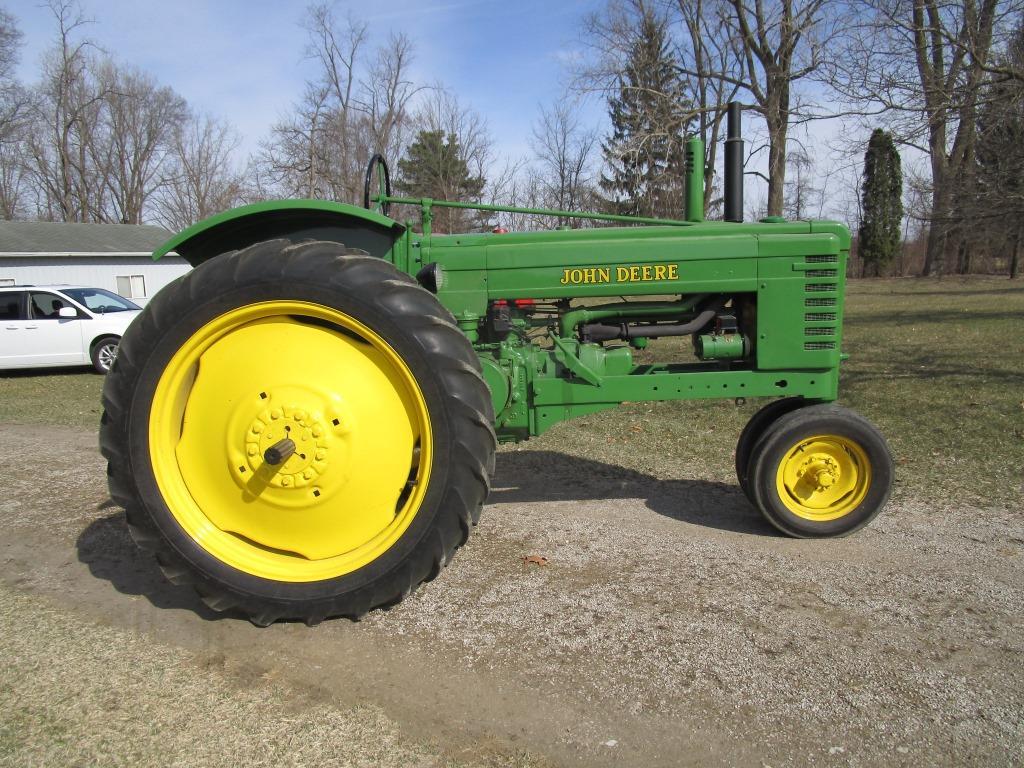 1942 John Deere B - NO RESERVE