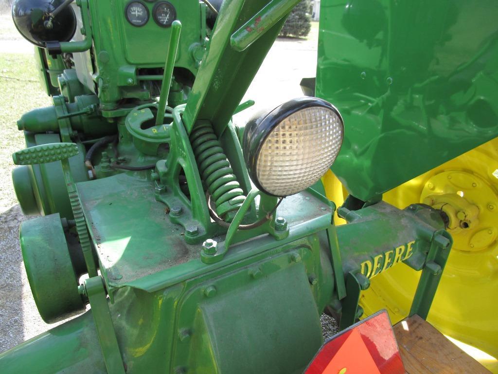 1942 John Deere B - NO RESERVE