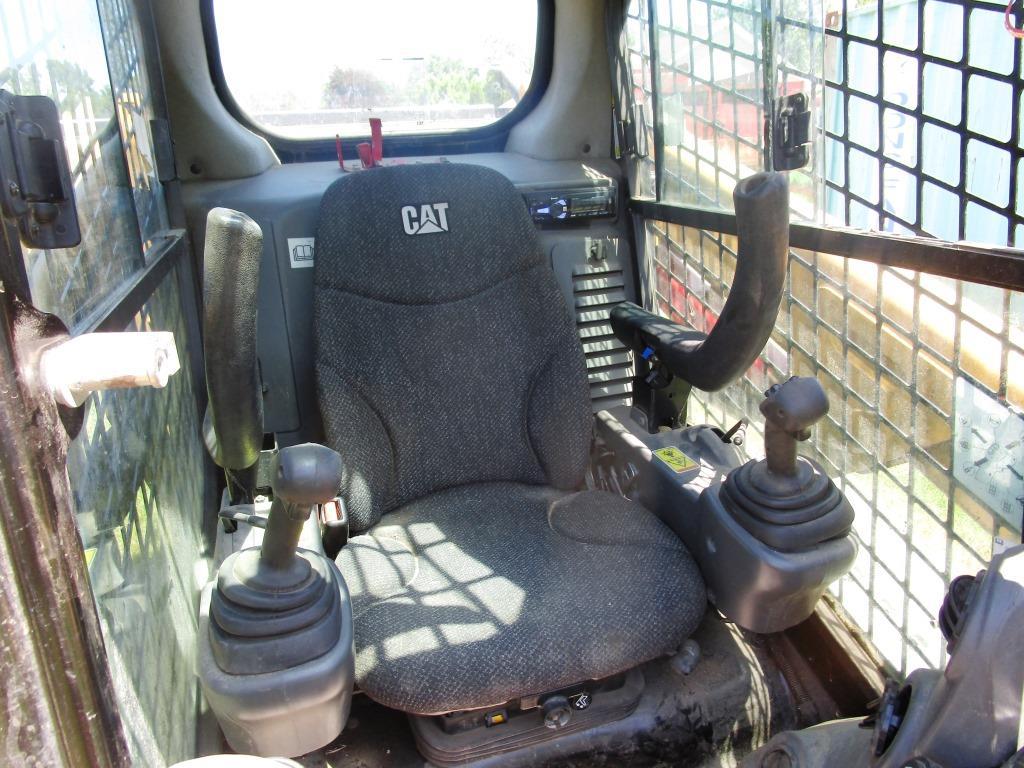 2016 CAT 279D Skid Steer - ONLY 1400 HOURS!!