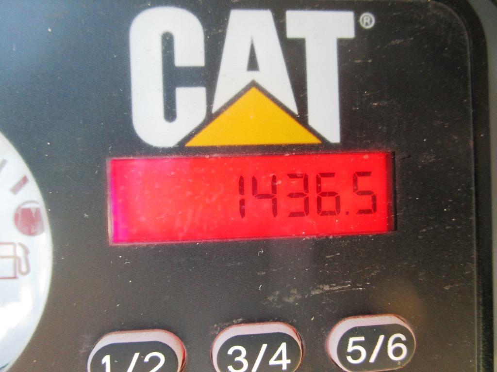 2016 CAT 279D Skid Steer - ONLY 1400 HOURS!!