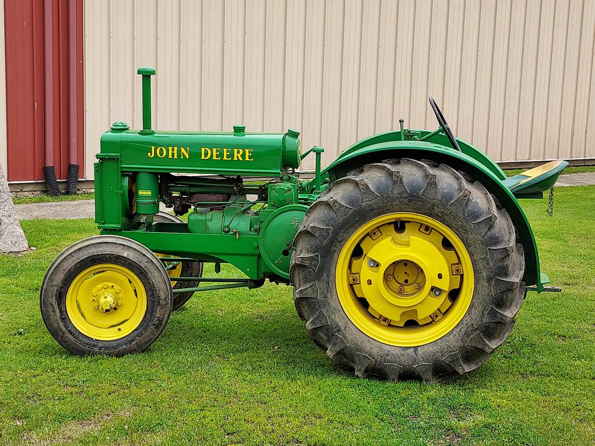 1945 John Deere BR - Restored - NO RESERVE