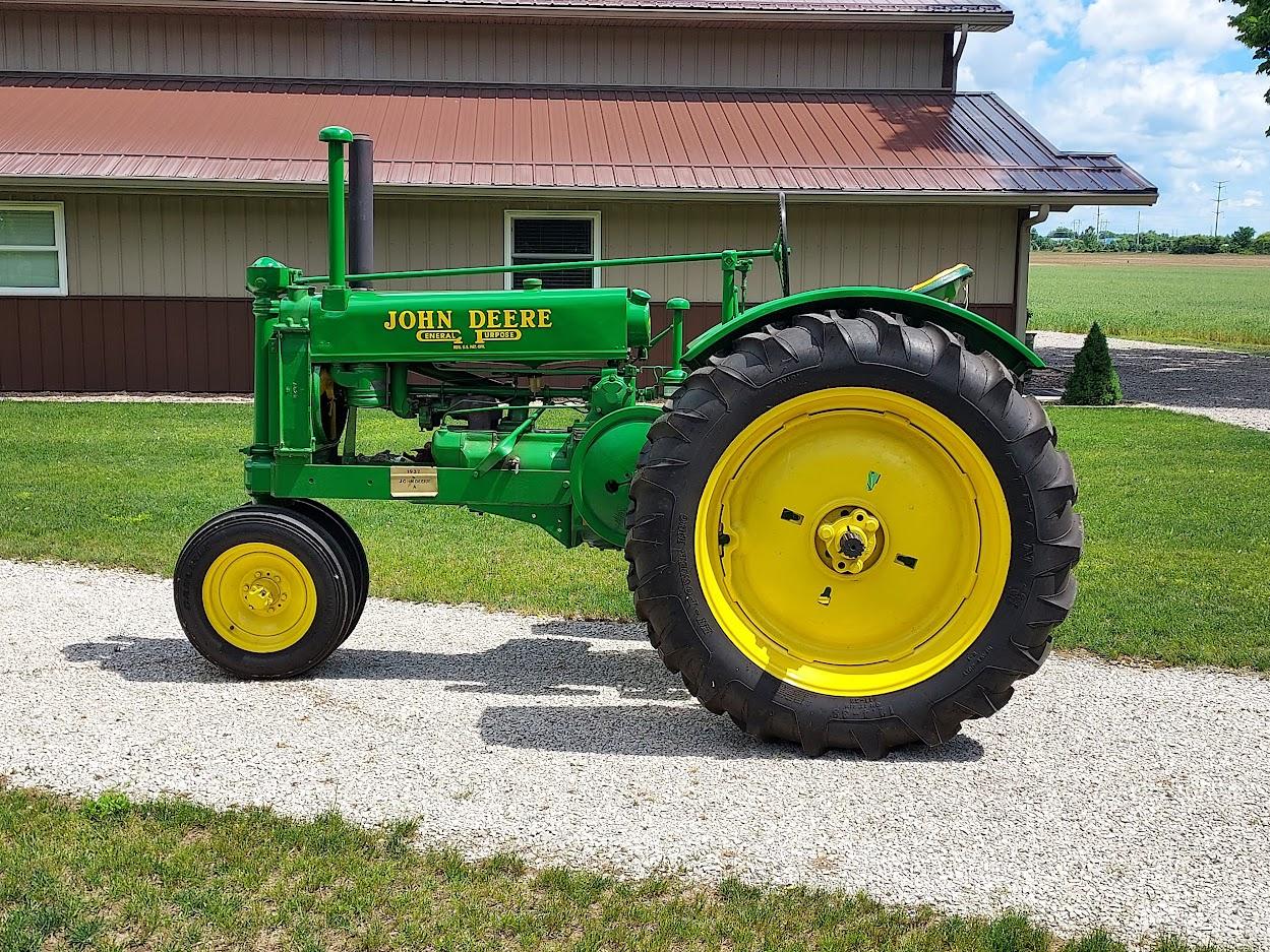 1937 John Deere A - RESTORED - NO RESERVE