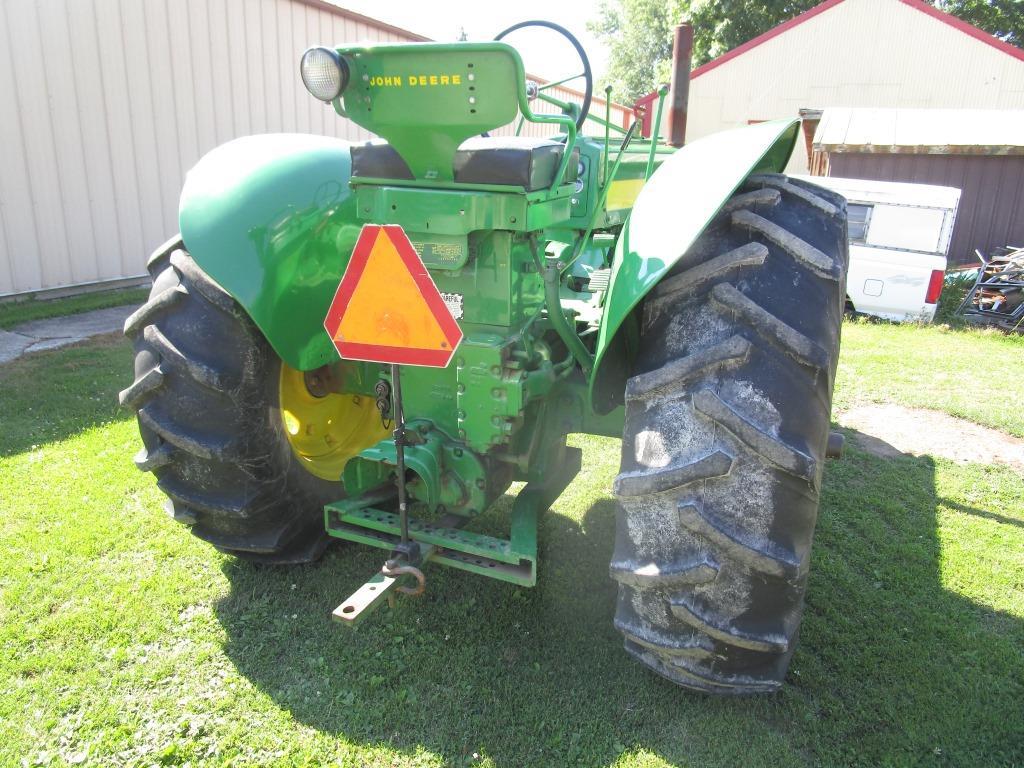 1957 John Deere 620 Standard - LOW PRODUCTION - NO RESERVE