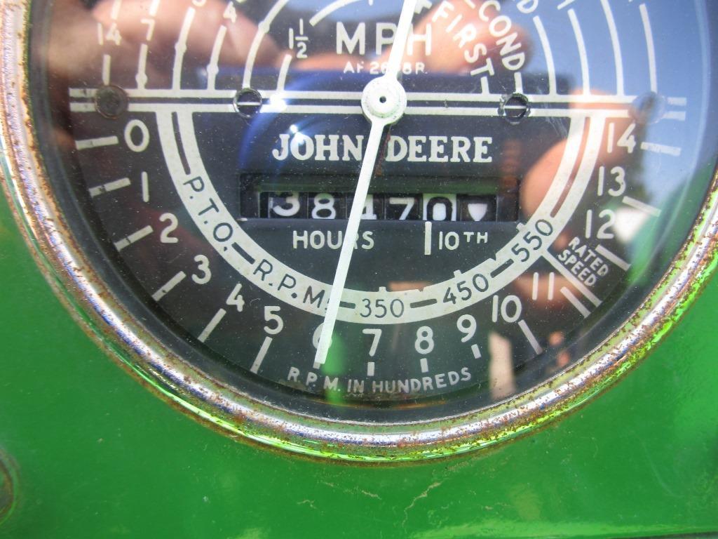 1957 John Deere 620 Standard - LOW PRODUCTION - NO RESERVE