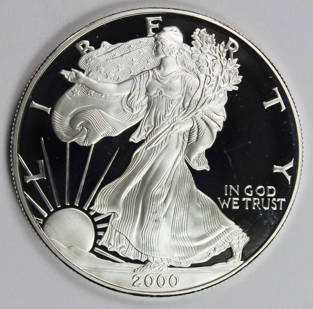 2000 AMERICAN SILVER EAGLE