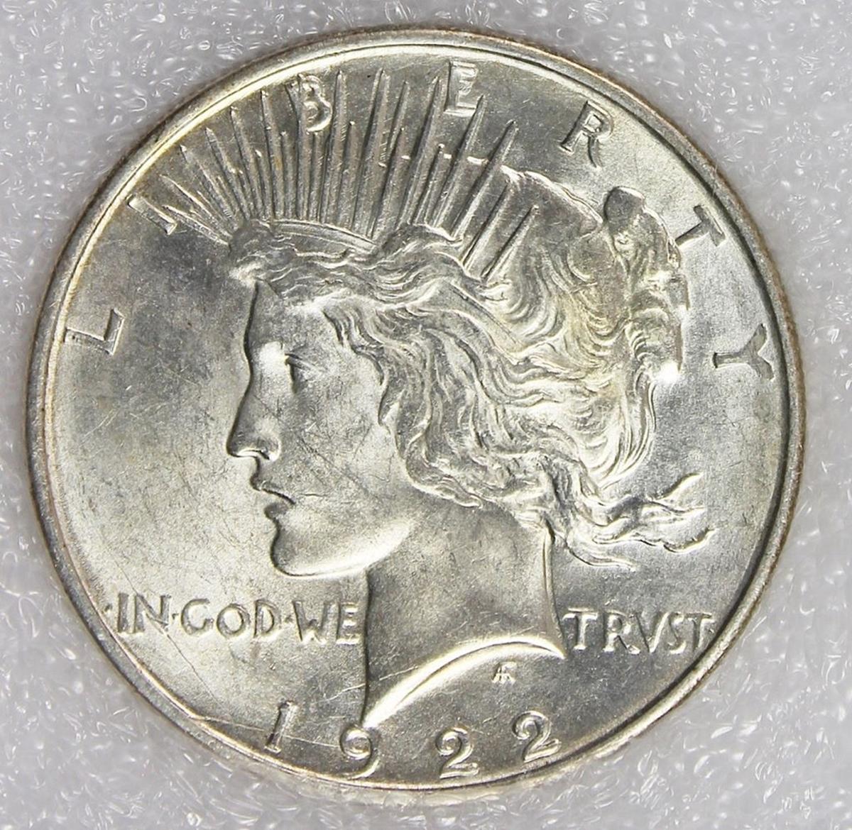 1922-D PEACE SILVER DOLLAR