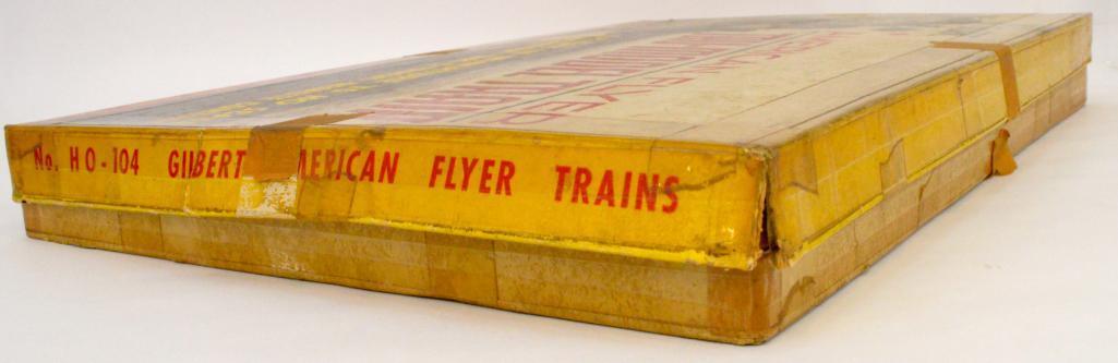 Prewar American Flyer HO-104 steam passenger set in original box