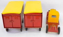 Buddy L Tom Thumb Circus semi tractor with two pup trailers