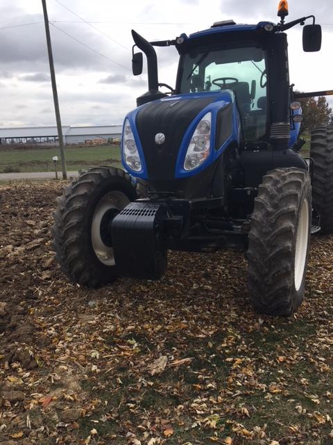 2015 New Holland T8.350 MFWD ONLY 437 HOURS