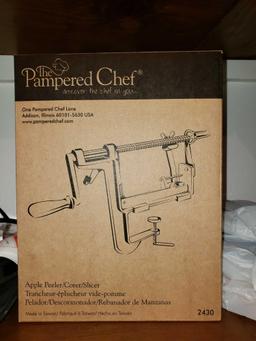 PAMPERED CHEF Apple Peeler