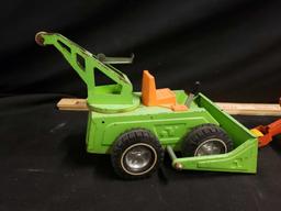 Metal toy trencher and crane truck