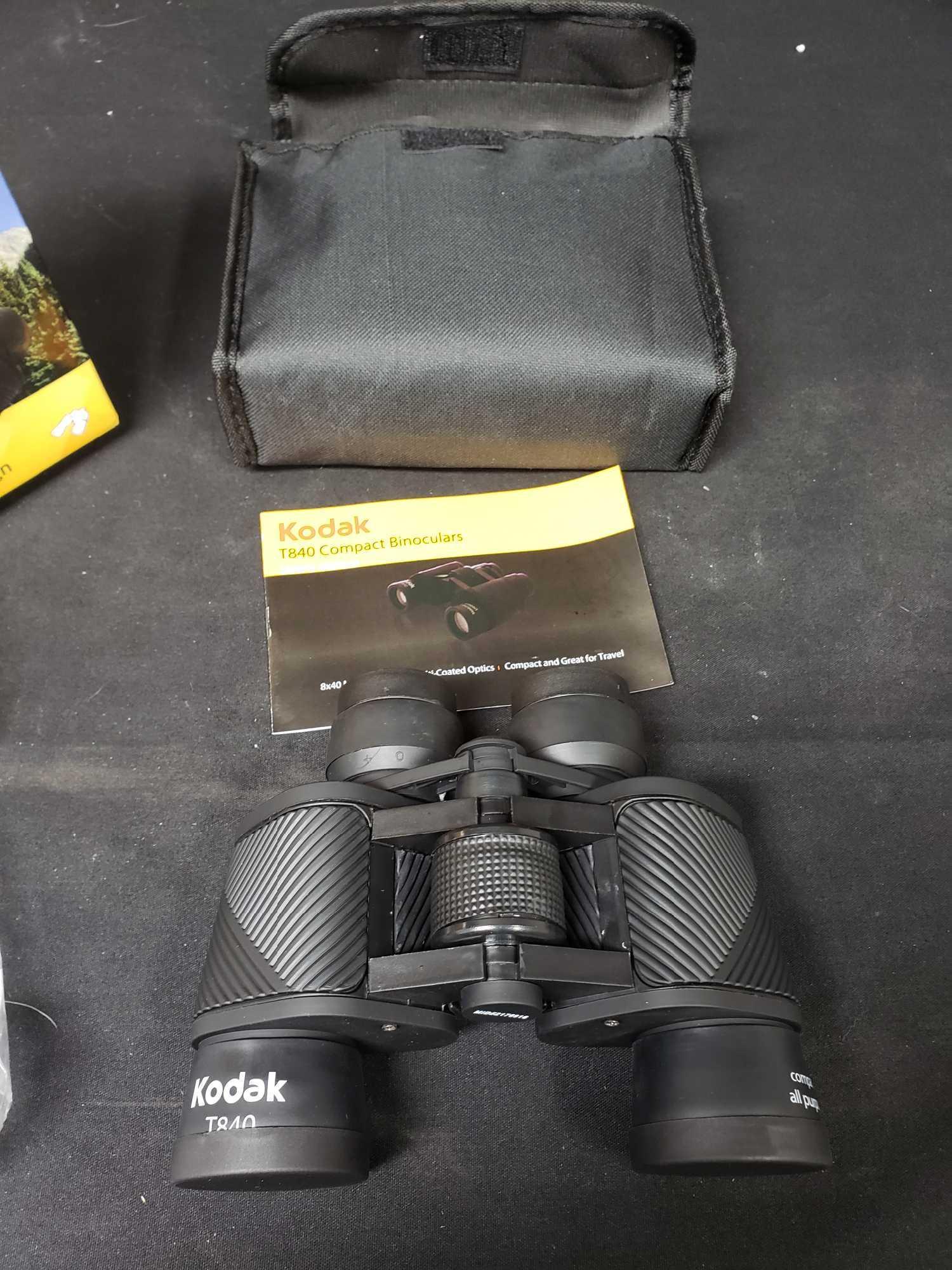 KODAK T840 COMPACT BINOCULARS 8x magnification