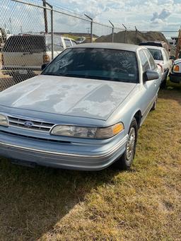 1997 Ford Crown Vic