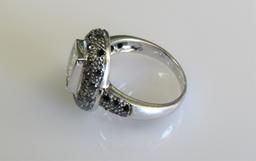 14K White Gold Diamond Fashion Ring