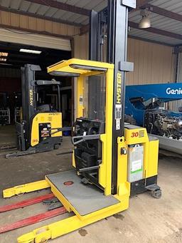 2011 Hyster R30XMA Forklift - Located North Houston