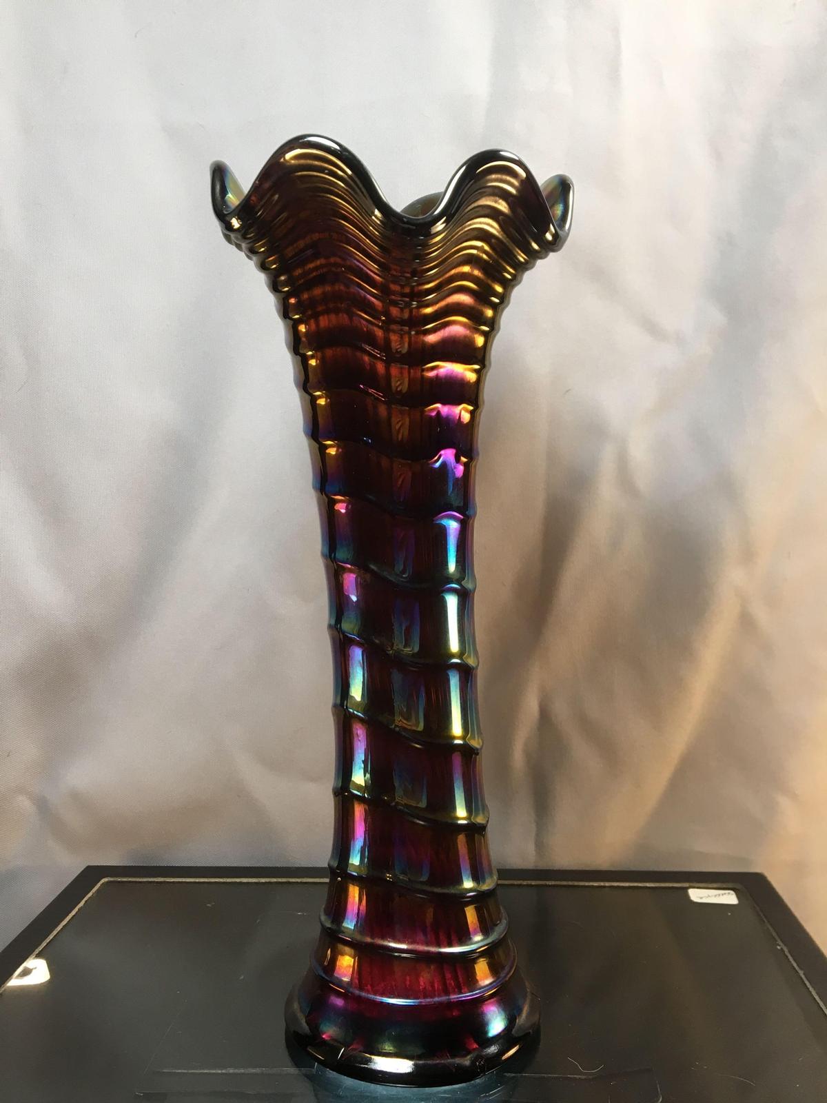 Beautiful Vintage Carnival Glass Vase