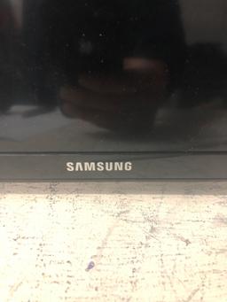 Samsung Flat Screen 27 Inch TV