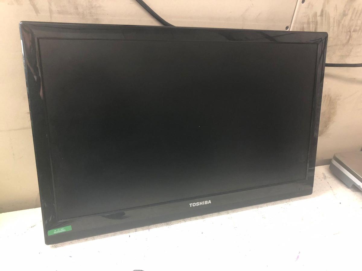 Toshiba Flat Screen TV 24 Inch