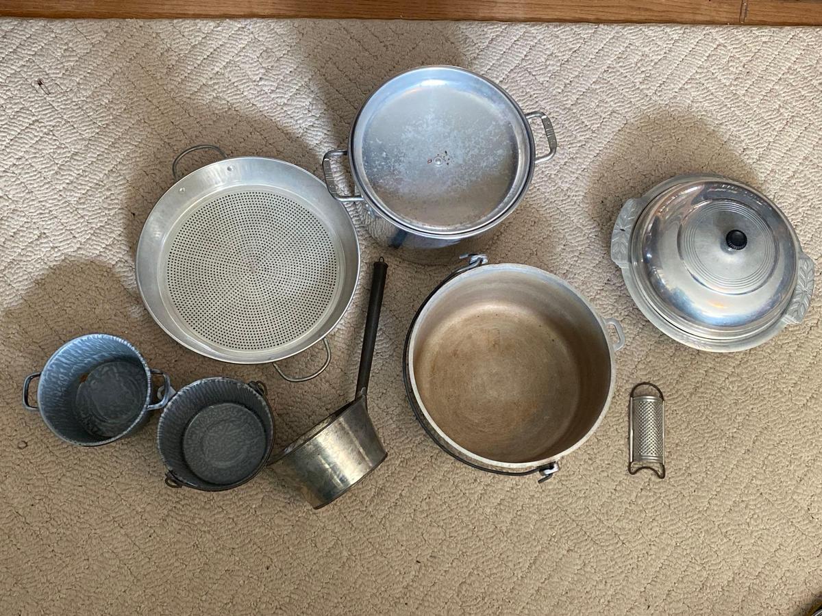 Assorted Aluminum Cookware