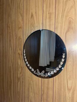 Round Mirror