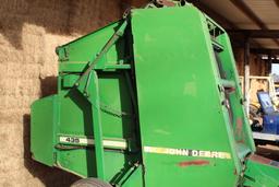 John Deere 435 Round Baler with Net Wrap