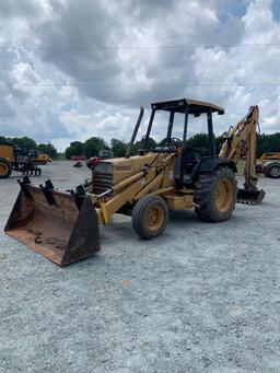 Ford 655C Loader Backhoe