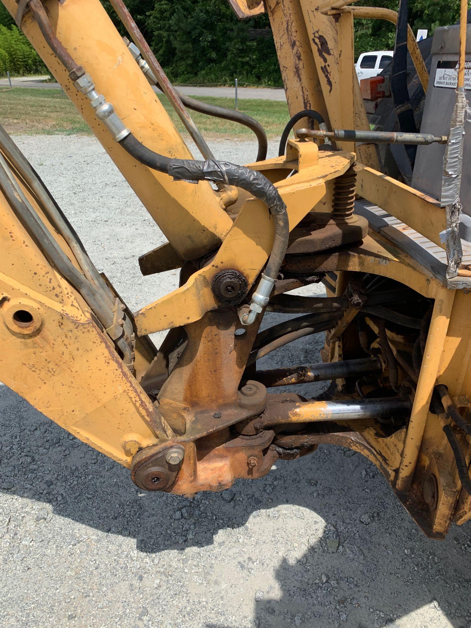 Ford 655C Loader Backhoe