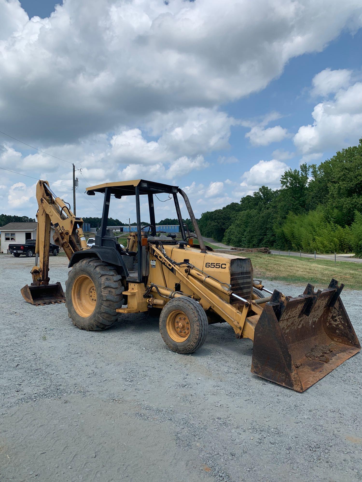 Ford 655C Loader Backhoe