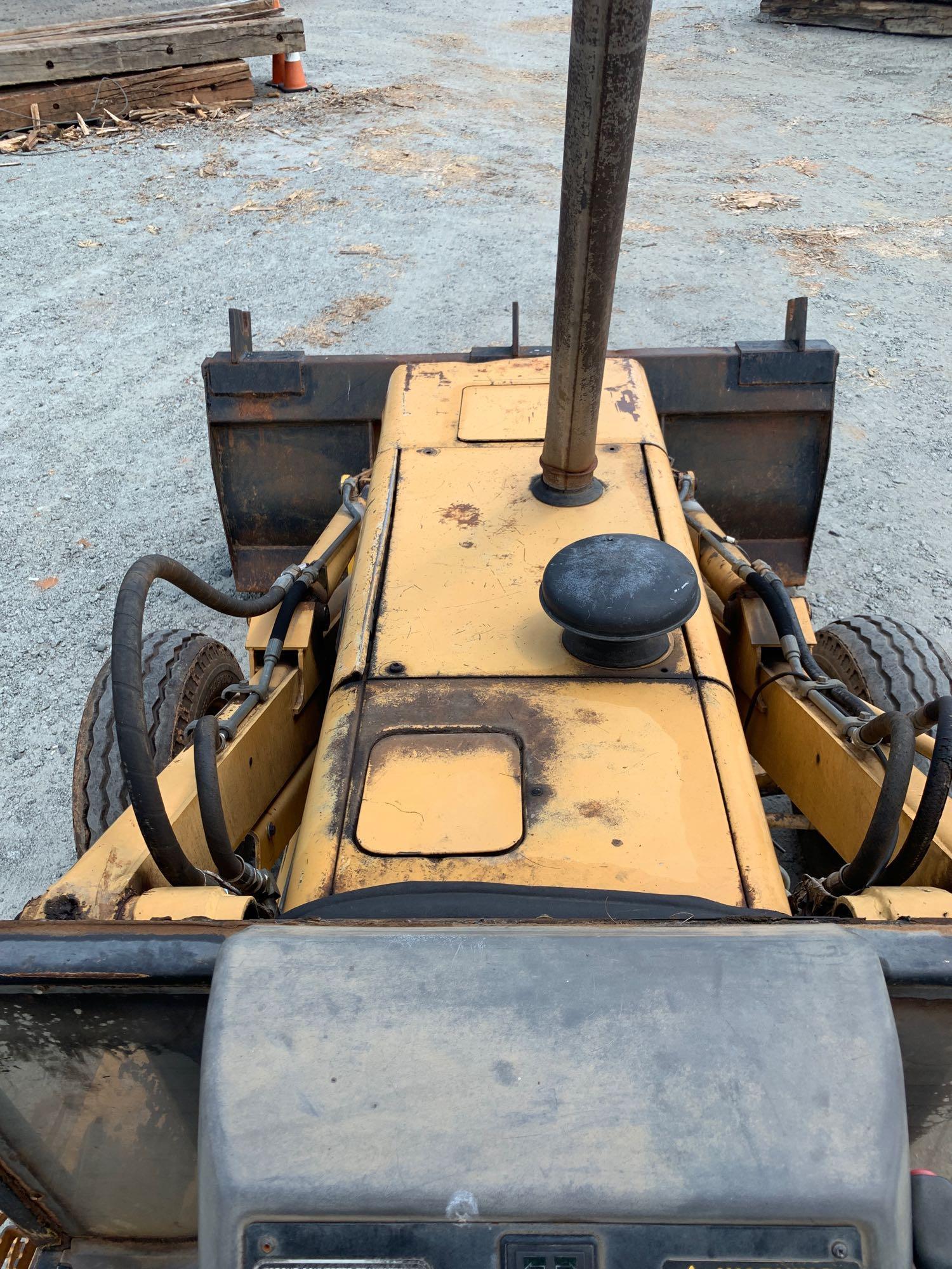 Ford 655C Loader Backhoe