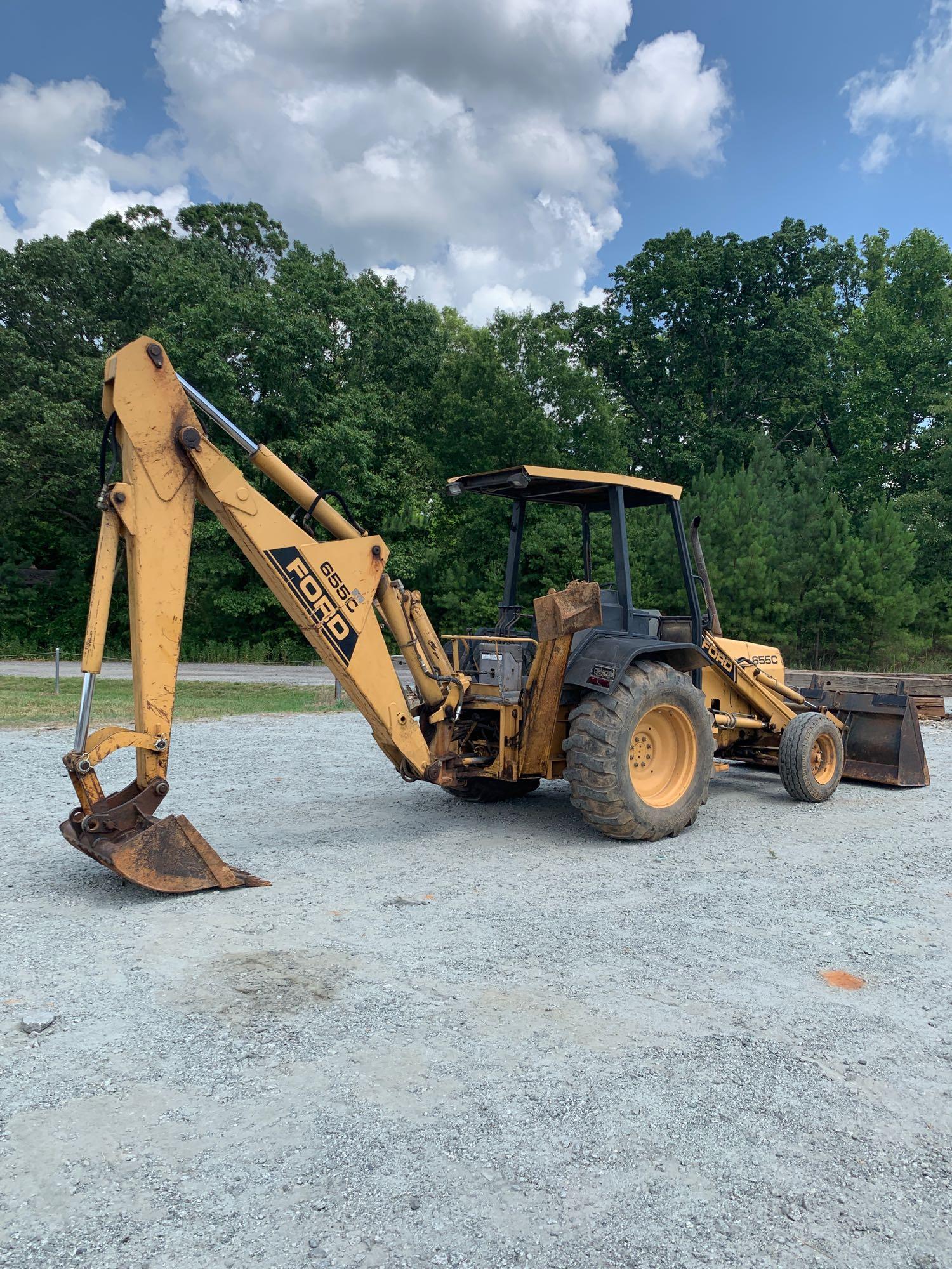 Ford 655C Loader Backhoe